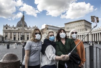 Italia y Grecia abren sus fronteras al turismo la primera quincena de junio