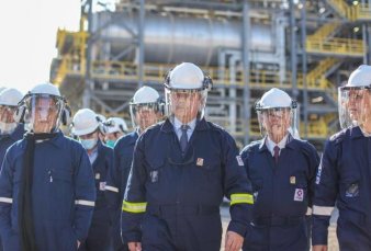 Axion inaugur� una refiner�a de gasoil premium; no har� falta importar