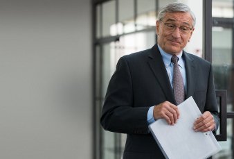 De pelcula: una empresa busca pasantes de ms de 60 aos