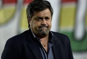 Ricardo Caruso Lombardi: "Si en Primera con el cuidado que tienen los jugadores hay 20 casos, imagnate los chicos que no se cuidan"