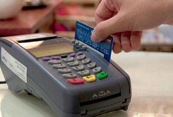 Crece el consumo con tarjeta