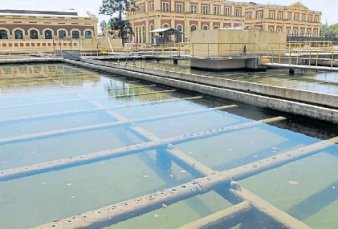 El agua volvi a tener mal olor y gusto en la Ciudad: quejas en las redes sociales