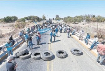 Productores cortan rutas contra el bloqueo que impuso San Luis