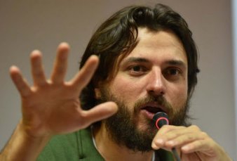 Toma de tierras - Juan Grabois: "La realidad se impone, es un problema de la f�sica: cuando el espacio no alcanza la gente va a otro lado"