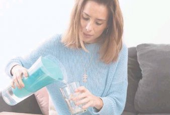 Por el "agua con sabor a aceituna" se triplica la demanda de purificadores