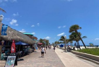 Los aviones llegan a Miami llenos de argentinos que no solo se van de vacaciones