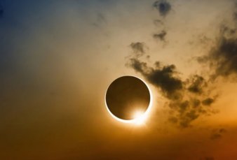 Magia en el cielo: los detalles del eclipse solar total que se ver� hoy