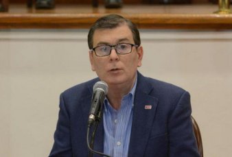 Ante suba de casos de covid, gobernadores ya tantean el botn rojo