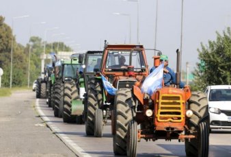 El campo lanza su segundo paro contra el Gobierno, por tres d�as desde el lunes
