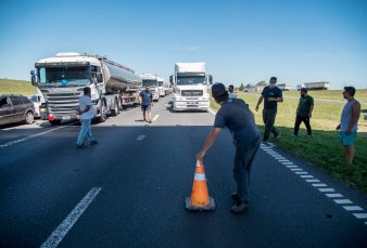 Paro del transporte: Santa Fe liber rutas, pero la protesta sigue