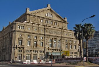 Montarn un centro de testeos en el Teatro Coln