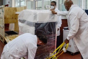 Lleg� al pa�s una m�quina para vigilar minuto a minuto las mutaciones del Covid