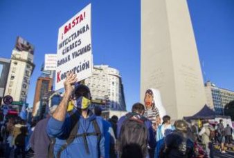 Protestas contra el Gobierno en el Obelisco y el Interior por las restricciones