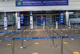 Desde hoy restringen los vuelos y s�lo podr�n entrar al pa�s 600 argentinos por d�a