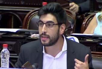 Sorpresiva renuncia de Facundo Moyano a su banca en Diptuados