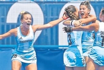 Las Leonas. Con la vieja mstica, de nuevo estn en primer plano