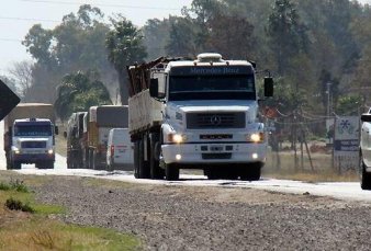 Gui�o del Gobierno a Hugo Moyano: crear� paradores estatales en las rutas