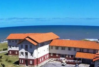 Turismo social: reabren los complejos de Embalse y de Chapadmalal