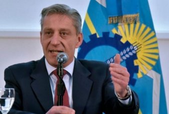 Arcioni anul la ley minera en Chubut y anunci que convocar a un plebiscito