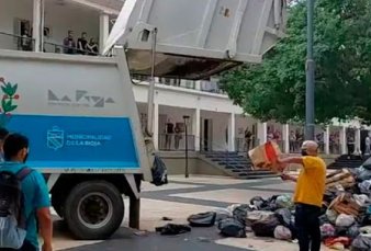 Crisis en La Rioja: intentaron robar a tiros un camin de basura