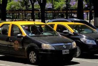 Viajar en taxi en la Ciudad desde hoy cuesta un 30% ms