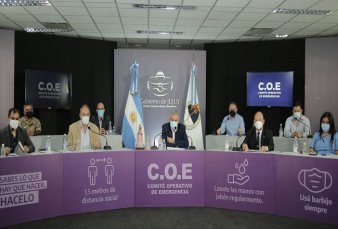 Jujuy ya vacuna en farmacias y suspende durante 15 das eventos en lugares cerrados