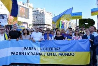 Rodrguez Larreta y Bullrich encabezaron la marcha por Ucrania en el Obelisco