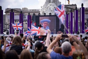 Varios países hacen fila para abandonar la corona británica y volverse repúblicas