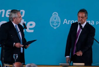 Scioli jur� y prometi� "trabajar incansablemente por el desarrollo"