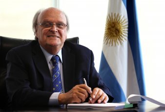 De Mendiguren llega a Producci�n con buenas expectativas de los industriales