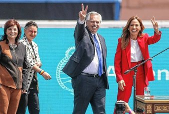 Alberto relanz� el Gabinete y pidi� "unidad para ganar"