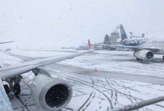 Ms de 2000 vuelos cancelados por la fuerte tormenta invernal en EE.UU.