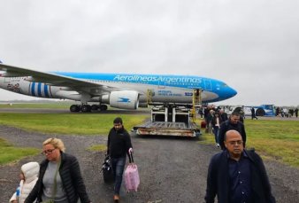 Amenaza de bomba en Ezeiza: evacuaron avin de Aerolneas Argentinas