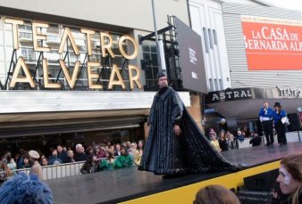 Reabrieron el Teatro Alvear La calle Corrientes festejó el regreso de una sala icónica