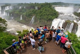 Viajaron 1,5 millones de turistas por el pas en el fin de semana extralargo