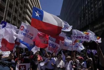 Chile volvió a rechazar una nueva Constitución y seguirá vigente el texto nacido en la dictadura