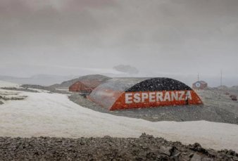 Juan Pablo Escobedo, Jefe de la Base Esperanza, devela los Desafíos de la Antártida
