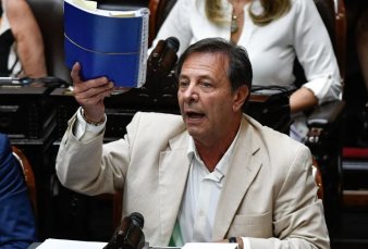 Oscar Zago: "De 664 artculos, quedamos en 382. Este es el gobierno que no escucha? Este es el gobierno que es duro, que es fascista?"