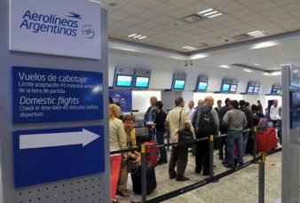 Ahora Aerolneas Argentinas cobrar el equipaje, como las low cost
