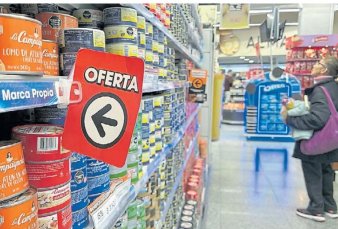 Guio al Gobierno: las cadenas extienden el congelamiento de precios