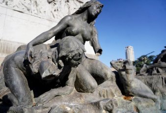 El Monumento de los Espaoles, otra vctima del robo de bronce