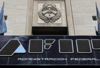 El gobierno plantea reestructurar a la AFIP