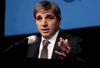 Luis Caputo anunci que junio cerr con un supervit financiero de $238.189 millones