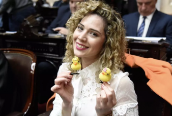 Otra diputada de La Libertad Avanza justific su visita a los represores: "Nac en 1993, no tengo idea quines eran"