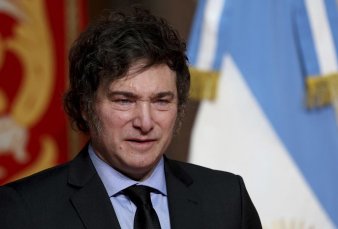 Milei Confirm el Veto a la Ley de Movilidad Jubilatoria: : "La medida demaggica que vot el Senado implica un incremento de la deuda de 370 mil millones de dlares"