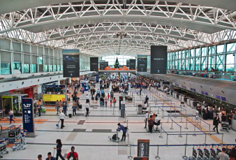 Viruela del mono: el Ministerio de Salud refuerza controles en aeropuertos tras la alerta de la OMS