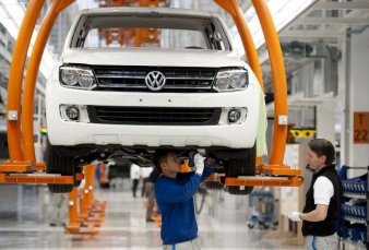 Volkswagen desvincul a 300 operarios de la planta de Pacheco