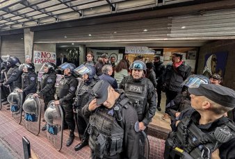 Escala el conflicto entre el personal de la Universidad Nacional Madres de Plaza de Mayo y el Gobierno