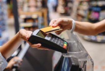 Tarjetas: los comercios ya estn obligados a llevar las terminales de cobro a los clientes