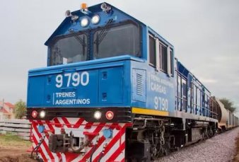 Privatizan trenes de pasajeros y dividen el negocio del Belgrano Cargas